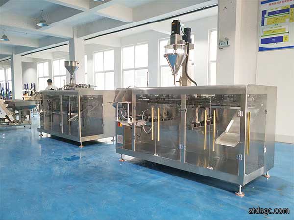 全自动立式包装机与给袋式包装机选型是根据其生产实际情况决定的