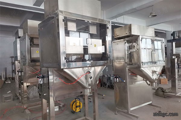 适用广泛的5-25公斤颗粒称重包装机