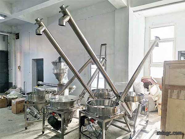 我司是全自动粉剂立式包装机厂家